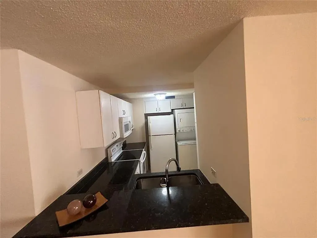 Golden Palm Residence Guaynabo